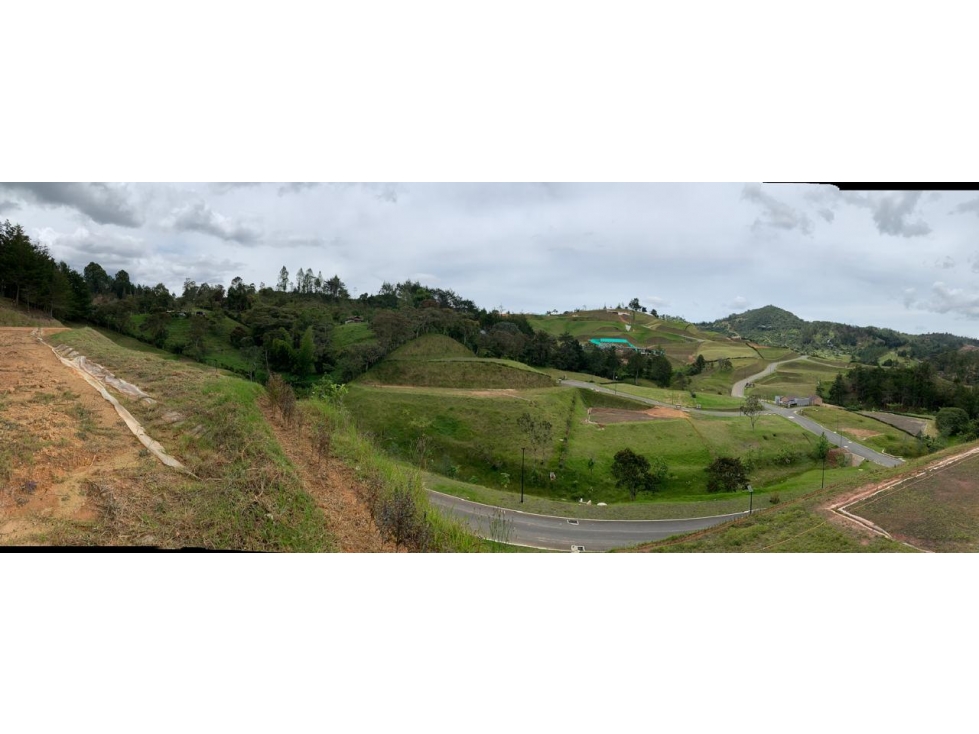HERMOSOS LOTES EL RETIRO PANTANILLO A 1.5 KILOMETROS DE LA PRINCIPAL