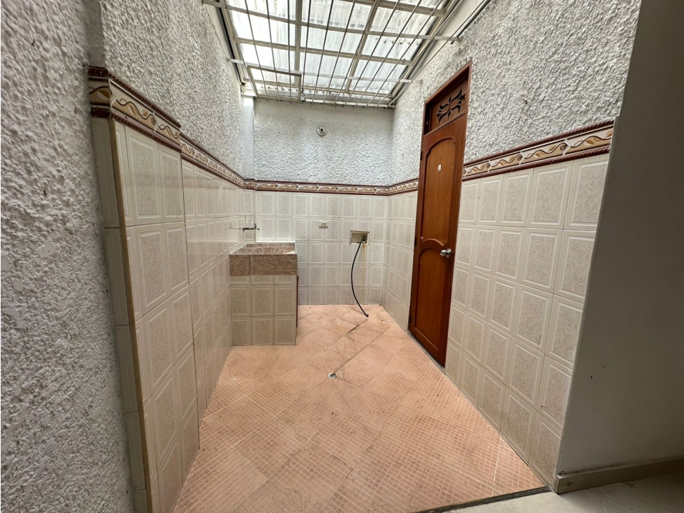 CASA EN VENTA ITAGUI LAS ASTURIAS — foto 3