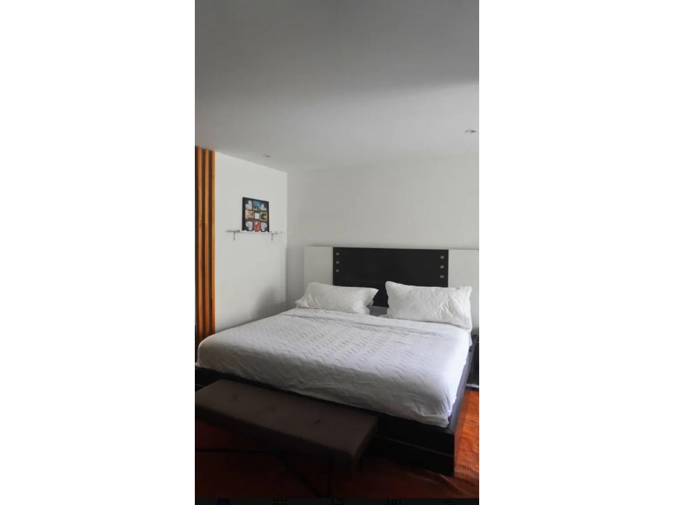 AMPLIO APARTAMENTO CIUDAD DEL RIO MEDELLIN — foto 4