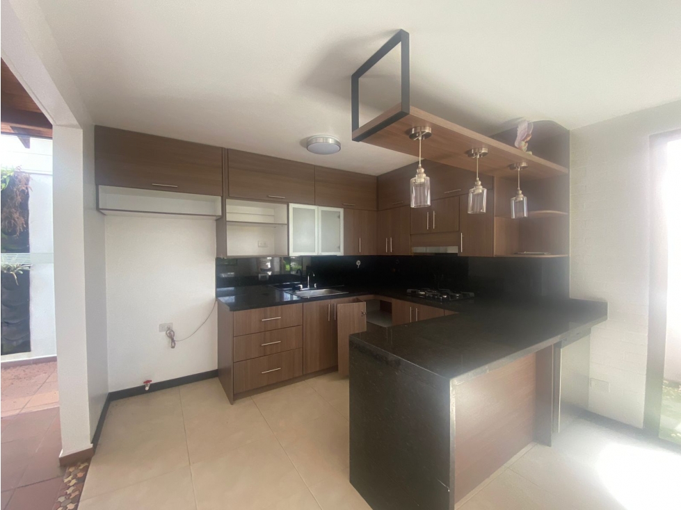 CASA LA CEJA UNIDAD CERRADA SECTOR SAN CAYETANO — foto 3