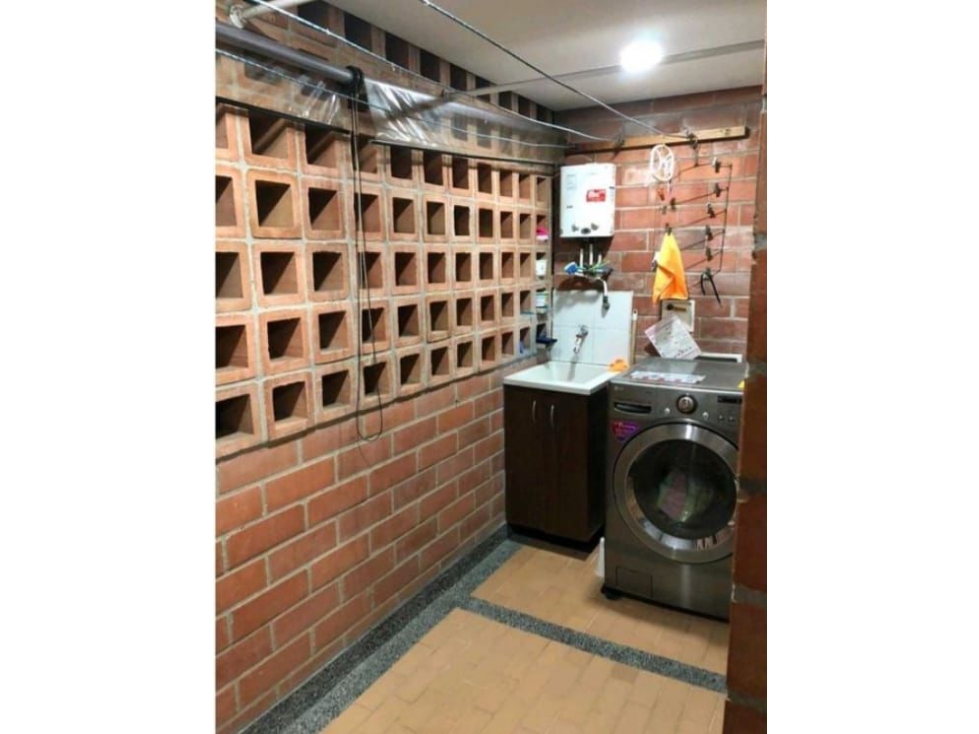 APARTAMENTO EN SABANETA LOMA SAN JOSE PARTE MEDIA — foto 6