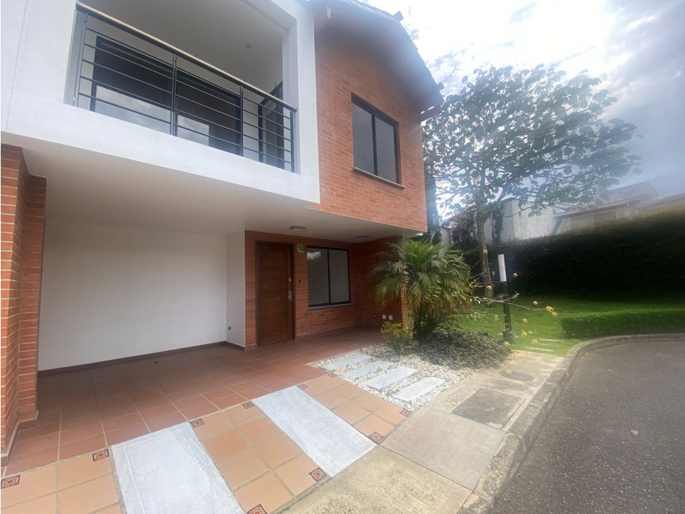 CASA LA CEJA UNIDAD CERRADA SECTOR SAN CAYETANO — foto 2