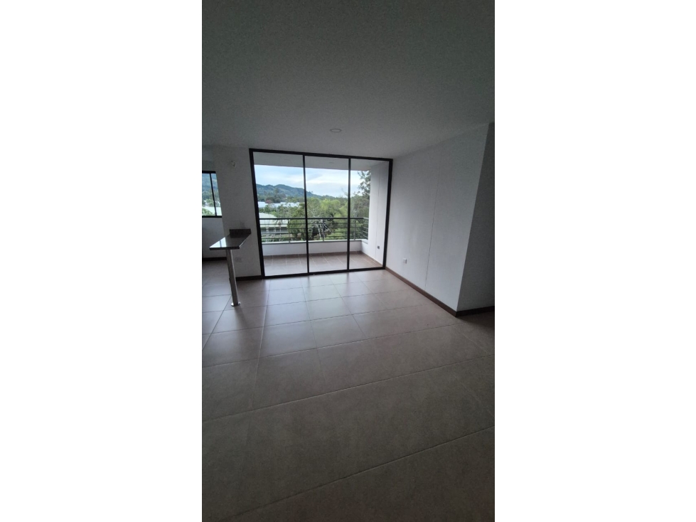 APARTAMENTO LA CEJA CERCA AL VIVA SECTOR SAN CAYETANO