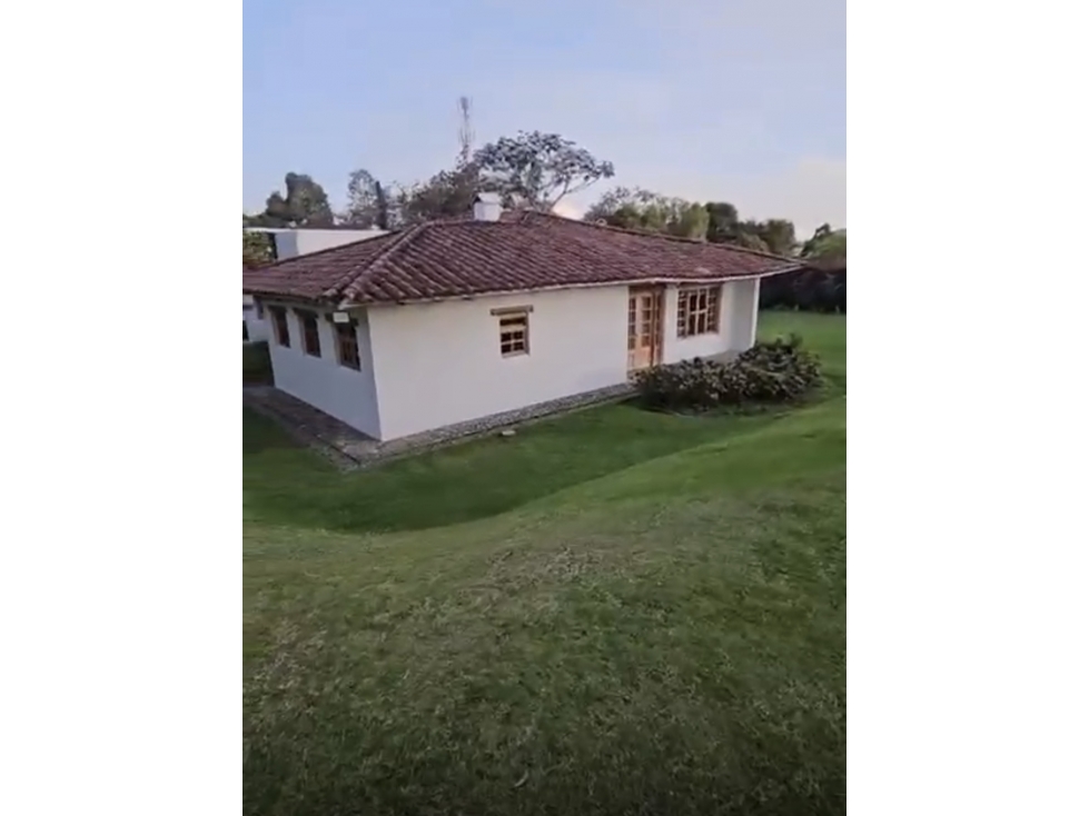 CASA EN URBANIZACION DE 3 CASAS EN ALTO DE LAS PALMA