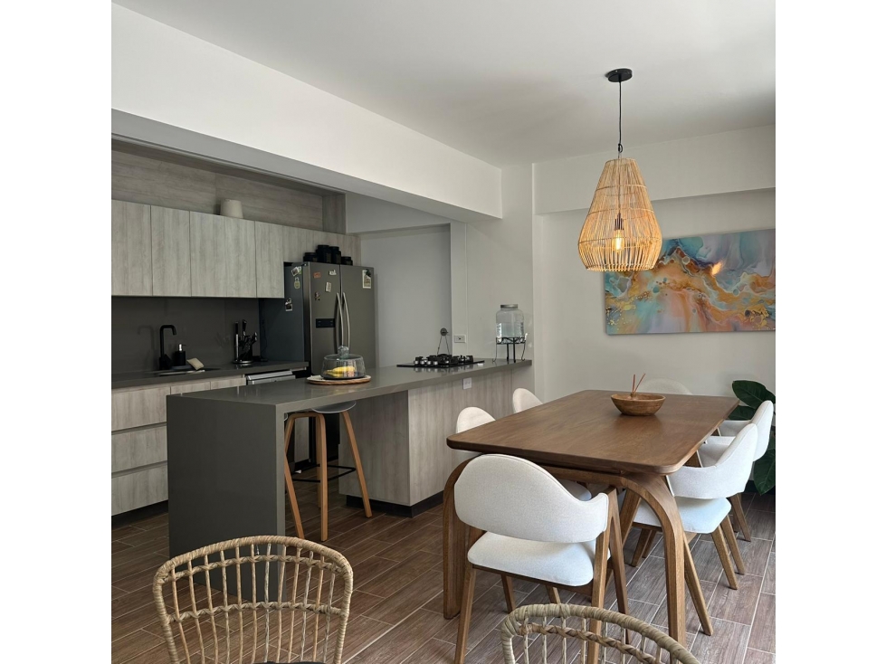 HERMOSO APARTAMENTO EN EL RETIRO LIBRE DE RUIDO Y SIN PONIENTE — foto 3