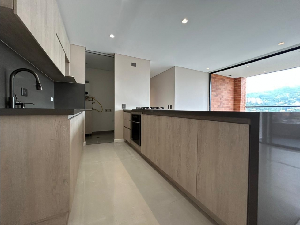 APARTAMENTO ENVIGADO LOMA DE LAS BRUJAS — foto 5