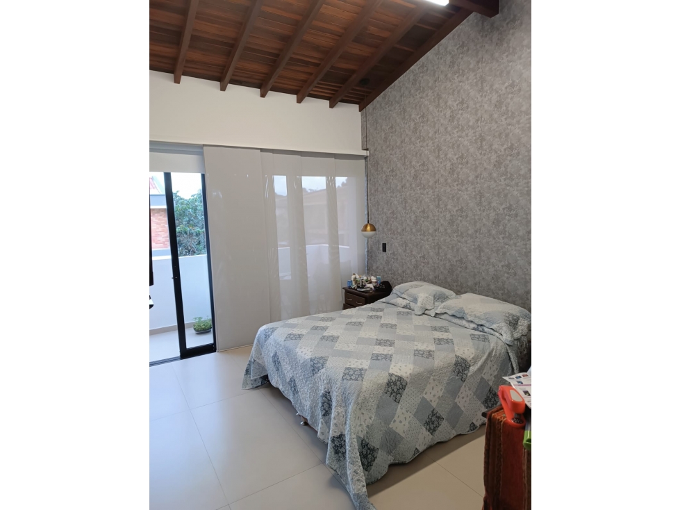 ESPECTACULAR CASA ESQUIENERA EN UNIDAD CERRADA — foto 4