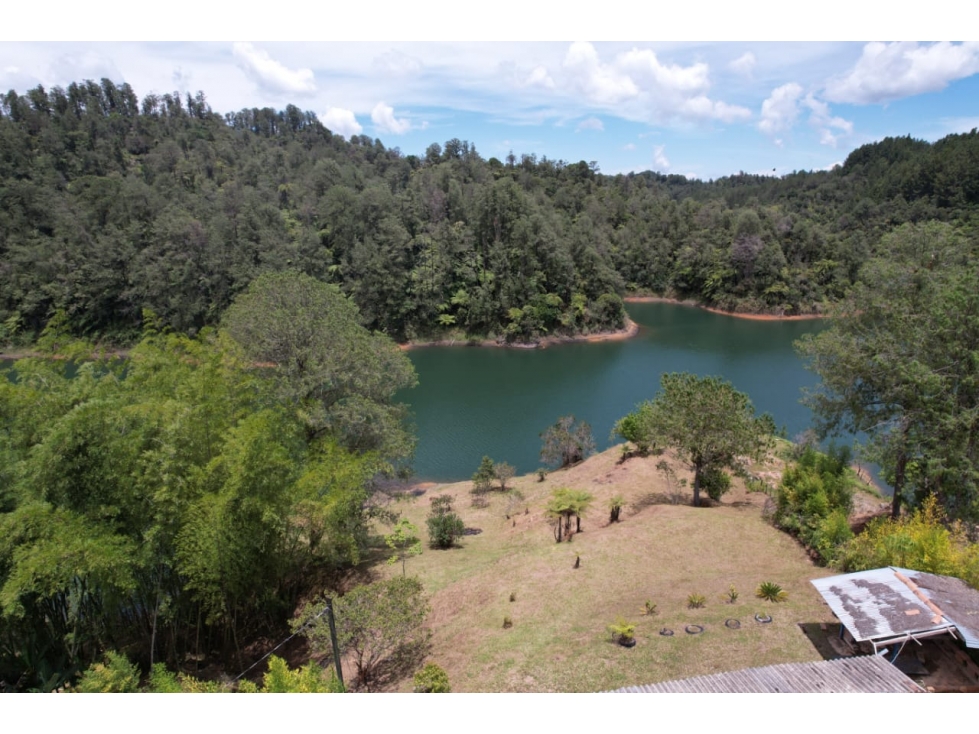 Cabaña doble con vista y acceso al embalse el Peñol vereda el Marial — foto 3