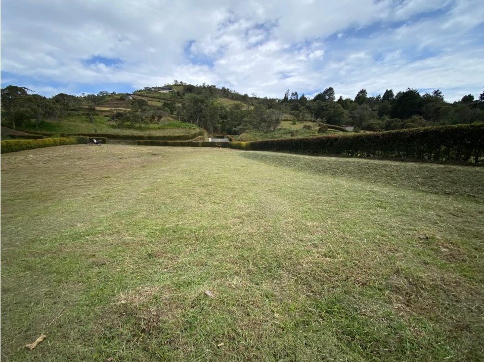 LOTE EN GUARNE EN PARCELACION A 7 MINUTOS DEL AEROPUERTO