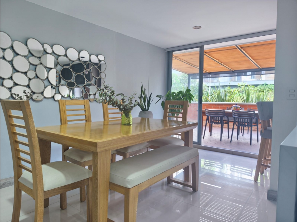 APARTAMENTO CON TERRAZA EN VENTA EN LOMA DE LAS BRUJAS — foto 3