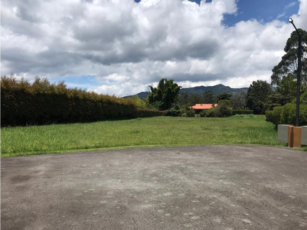 HERMOSO LOTE RIONEGRO EL TABLAZO EXCELENTE UBICACION — foto 3