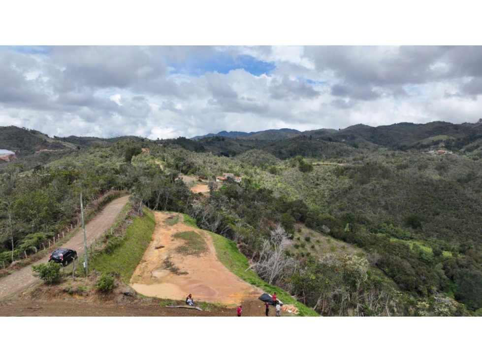 HERMOSO LOTE SAN VICENTE FERRER VEREDA MONTEGRANDE CON ESCRITURAS — foto 3