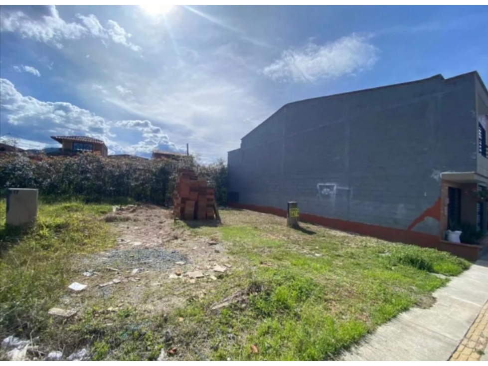 LOTE LA CEJA 30 MILLONES POR DEBAJO DEL DE LA CONSTRUCTORA — foto 2