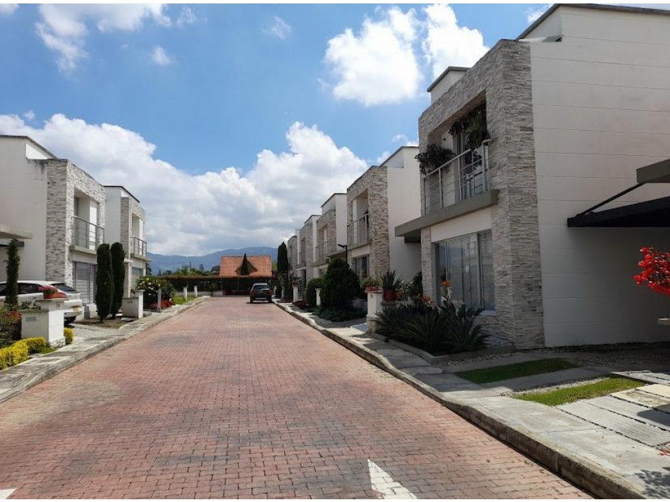 LOTE LA CEJA CERCA AL VIVA SE ENTREGAN  PLANOS — foto 4