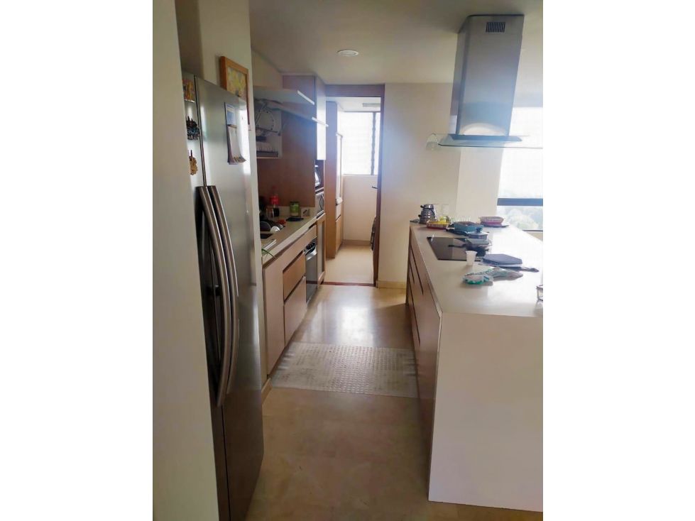 APARTAMENTO PH DUPLEX MEDELLIN VISTA AL SUR PISO ALTO SECTOR BALSOS — foto 2
