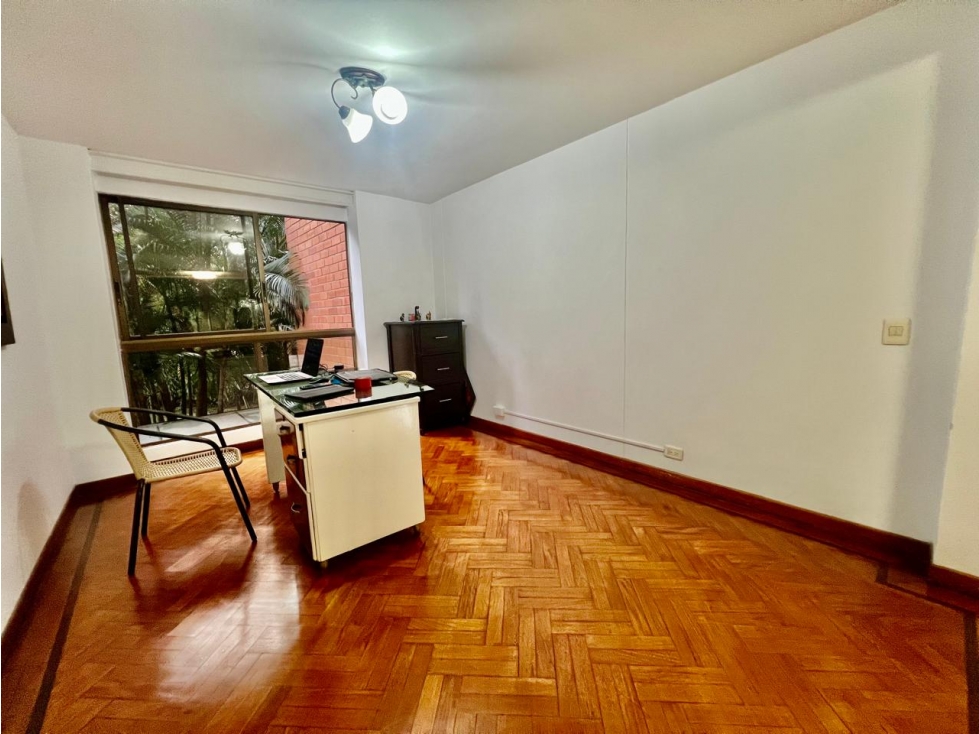 APARTAMENTO TRADICIONAL POBLADO SECTOR ALEJANDRIA — foto 2