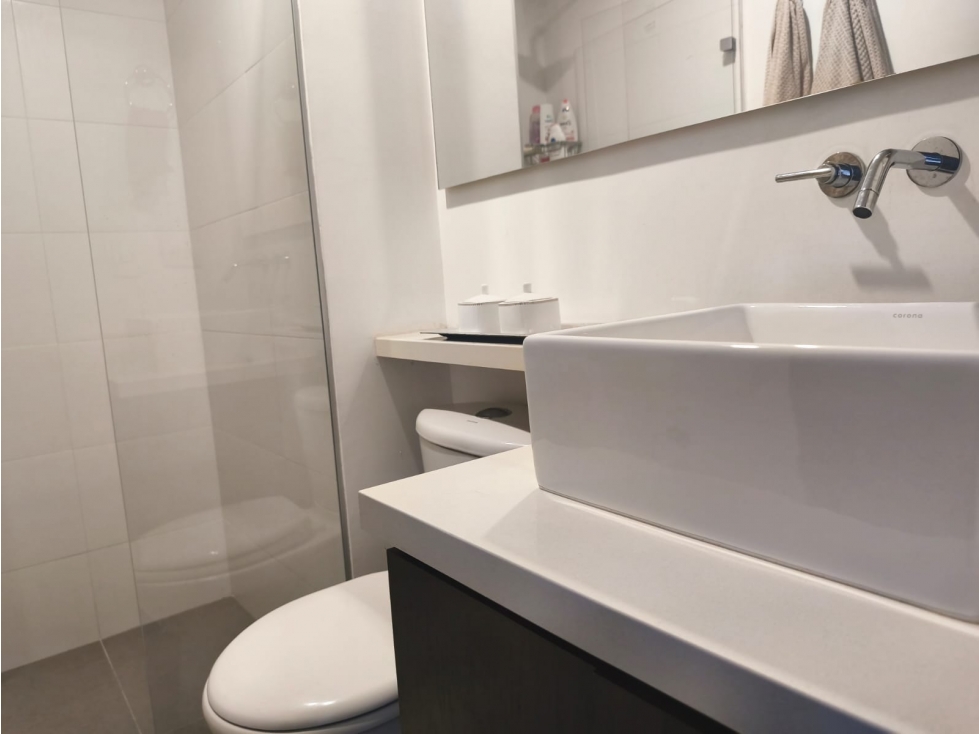 APARTAMENTO CON TERRAZA EN VENTA EN LOMA DE LAS BRUJAS — foto 6