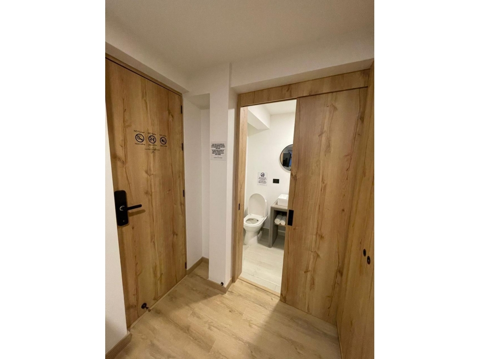 VENTA APARTAMENTO LAURELES CONVERTIDO EN TRES SUITES DE RENTA CORTA — foto 5