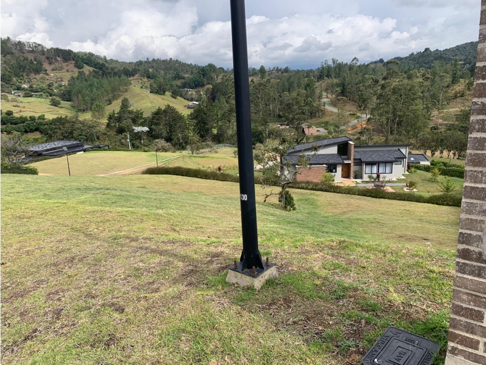 LOTE ESQUINERO EL RETIRO VEREDA PANTANILLO EN PARCELACION CON VISTA — foto 2