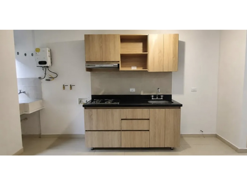 APARTAMENTO ENVIGADO EDIFICIO SECTOR INMACULADA PARQUEADERO Y UTIL