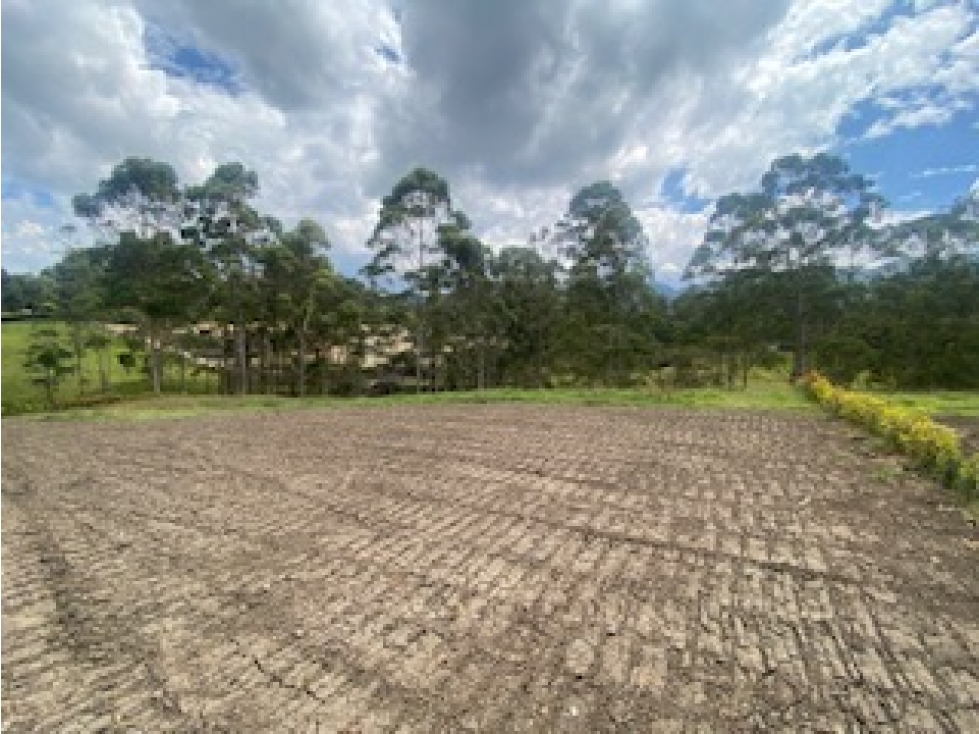 LOTE ORIENTE PARCELACION EL RETIRO SECTOR FIZEBAD