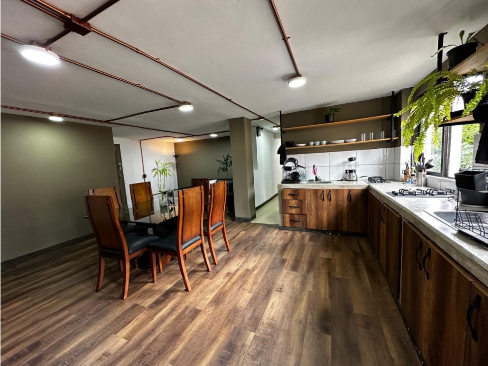 APARTAMENTO POBLADO LA AGUACATALA CERCA A EAFIT PARA RENTAS CORTAS — foto 2