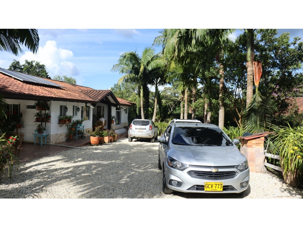 EXCELENTE FINCA EN LA CEJA EN UNIDAD ABIERTA — foto 2