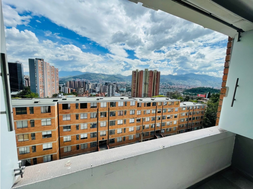 APARTAMENTO RECIEN REMODELADO CON VISTA ESPECTACULAR