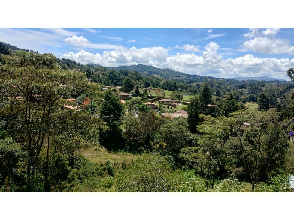 CASA FINCA GUARNE VEREDA SALADO A 7 MINUTOS DEL PUEBLO DE GUARNE — foto 3