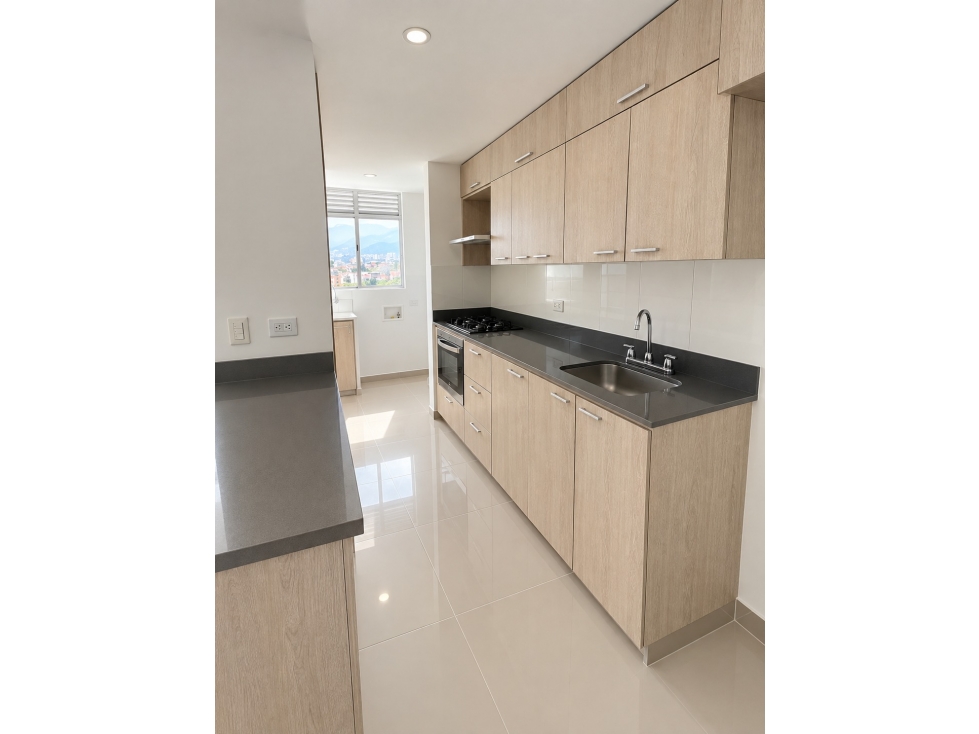 APARTAMENTO EN VENTA EN ENVIGADO SEÑORIAL — foto 5