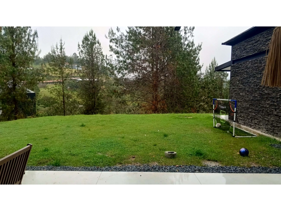 VENTA CASA PARCELACION ALTO DEL ESCOBERO CON SALIDA A ALTO DE PALMAS