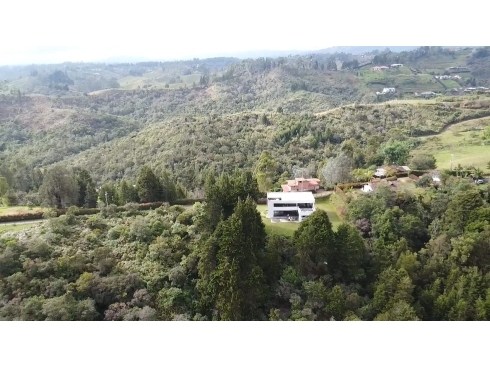 MODERNA CASA CAMPESTRE GUARNE VEREDA LA MOSQUITA — foto 6