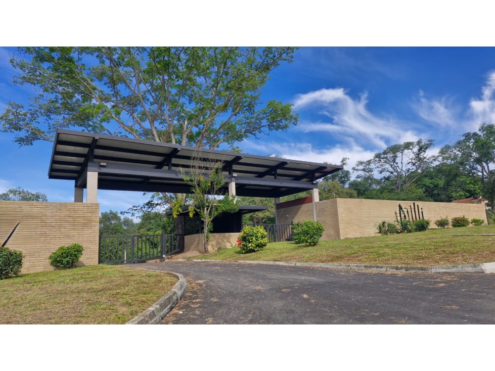 HERMOSO LOTE EN PARCELACION SOPETRAN LISTO PARA CONSTRUIR — foto 4