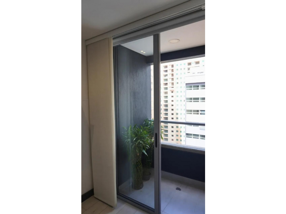 AMPLIO APARTAMENTO CIUDAD DEL RIO MEDELLIN — foto 6
