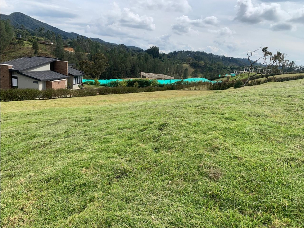 LOTE ESQUINERO EL RETIRO VEREDA PANTANILLO EN PARCELACION CON VISTA — foto 3
