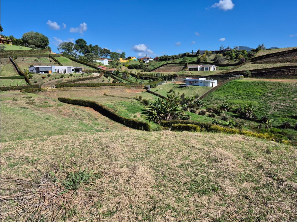 LOTE EXPLANADO EN PARCELACION CERCA A SAN ANTONIO DE PEREIRA