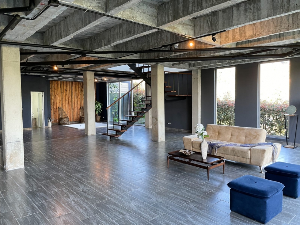 HERMOSA CASA ENVIGADO LOMAA DEL ESCOBERO PARTE ALTA — foto 4