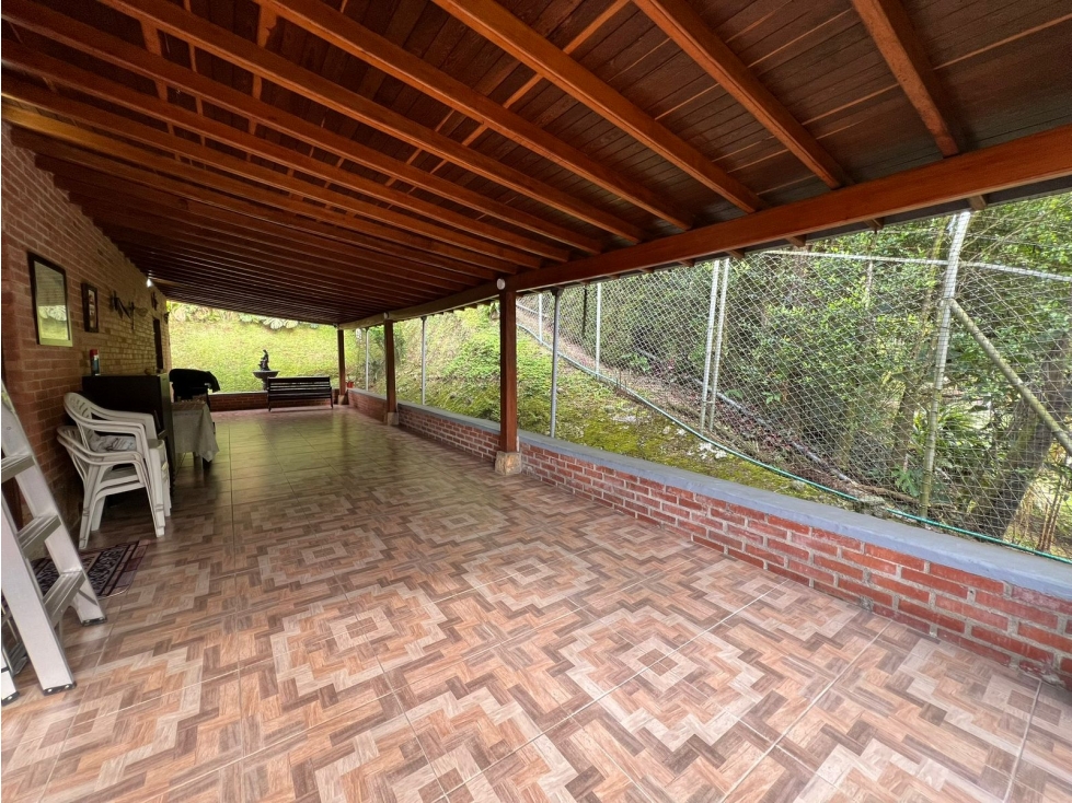 HERMOSA CASA POBLADO COLA DEL ZORRO — foto 2