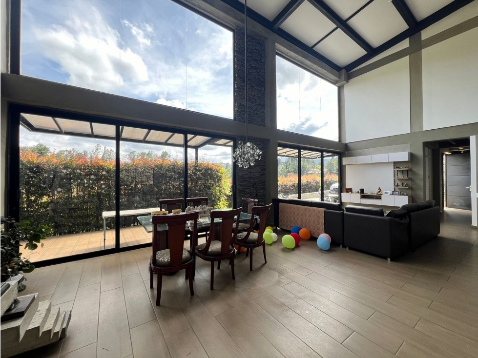 HERMOSA CASA FINCA ENVIGADO SECTOR LAS PALMAS — foto 3
