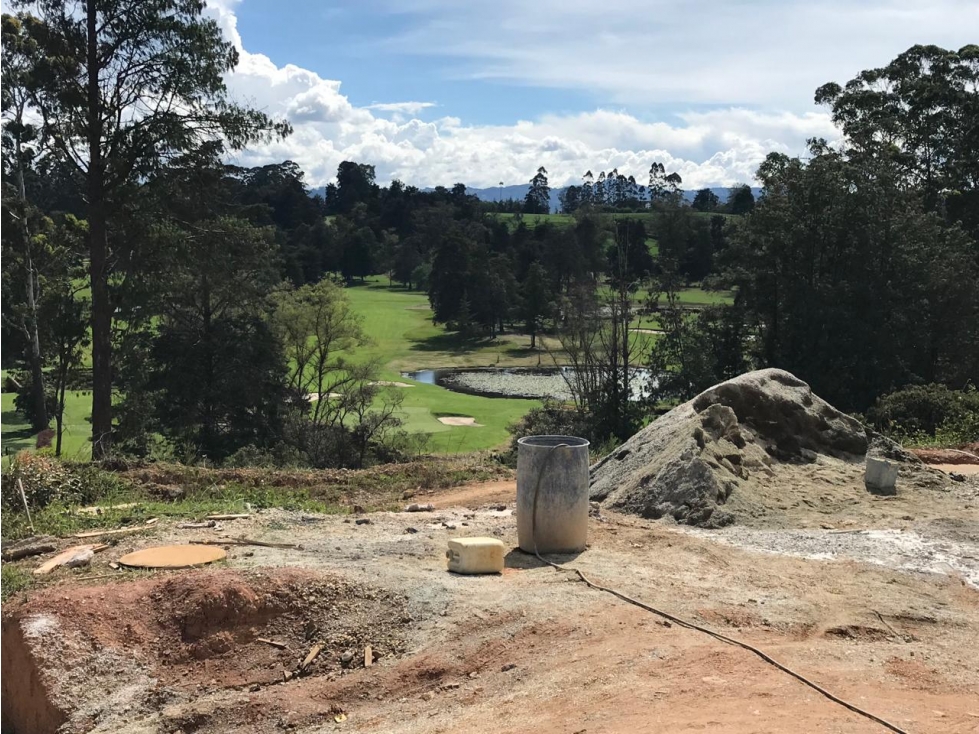 LOTE EN UNIDAD CERRADA EN RIONEGRO CERCA AL CLUB LA MACARENA — foto 5