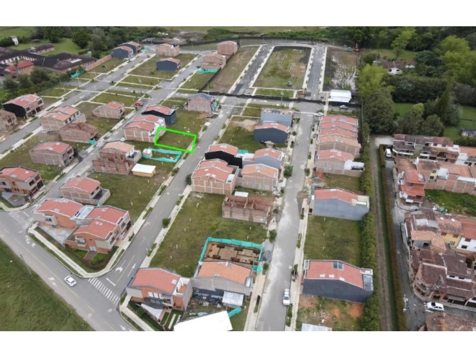 LOTE LA CEJA 30 MILLONES POR DEBAJO DEL DE LA CONSTRUCTORA — foto 4