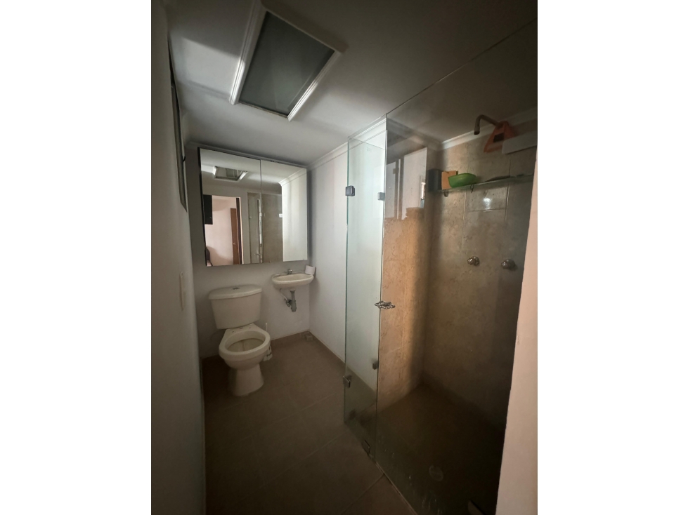 APARTAMENTO LAURELES ILUMINADO Y FRESCO — foto 6
