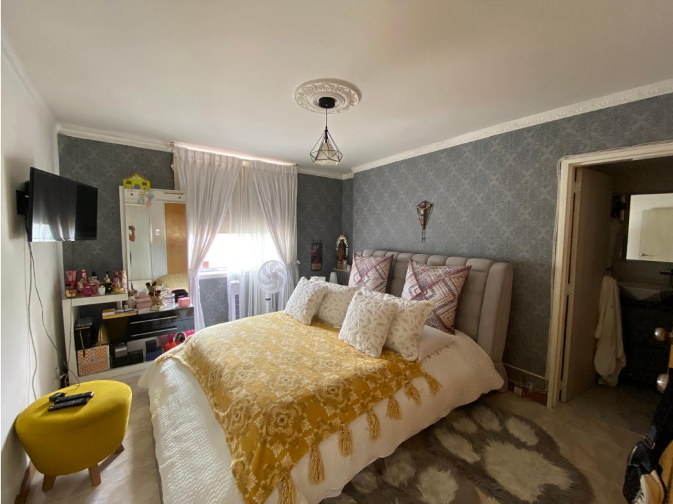 APARTAMENTO MEDELLIN PISO ALTO REMODELAR LA CANDELARIA — foto 4