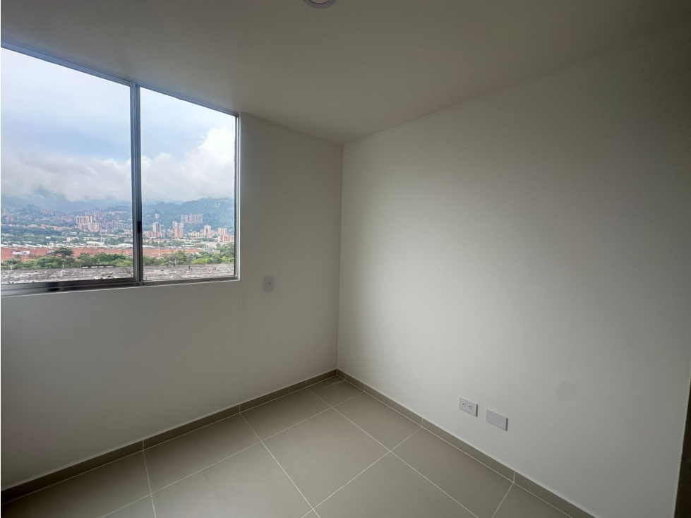 APARTAMENTO ITAGUI CERCA VIVA ENVIGADO PISO ALTO ARRENDADO PARA VENTA — foto 6