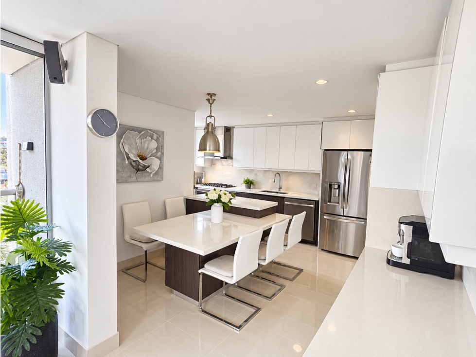 APARTAMENTO VENTA Y ARRIENDO ENVIGADO PISO ALTO SECTOR EL PORTAL - 3