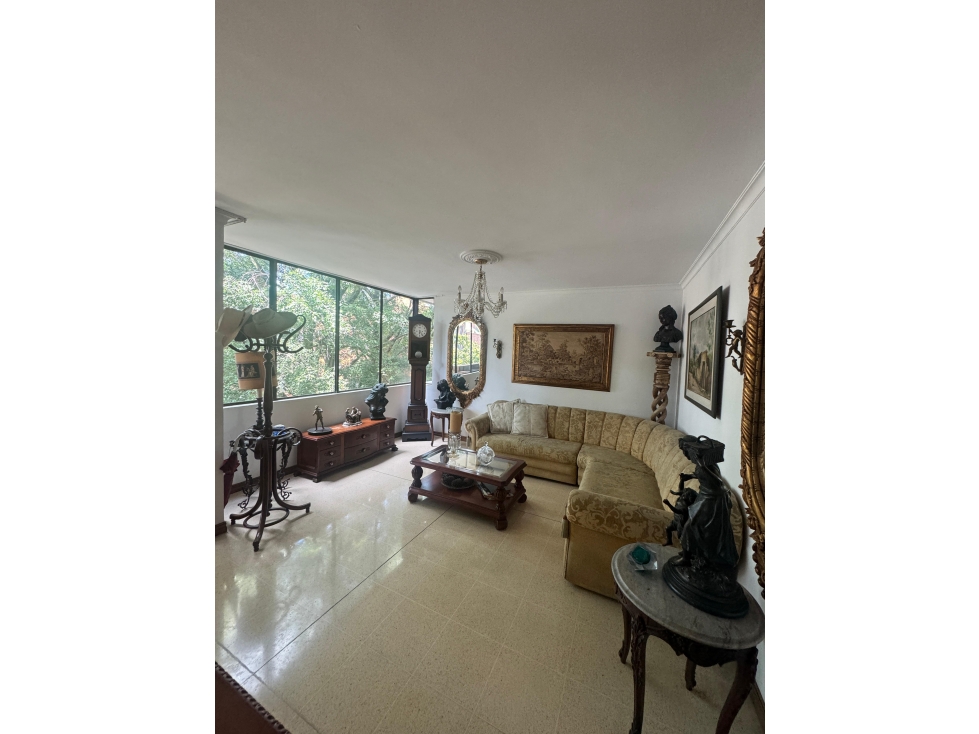 APARTAMENTO LAURELES ILUMINADO Y FRESCO — foto 2