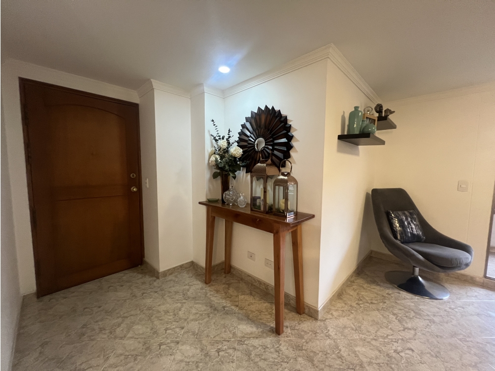 APARTAMENTO AMPLIO ENVIGADO SECTOR ZUÑIGA — foto 5