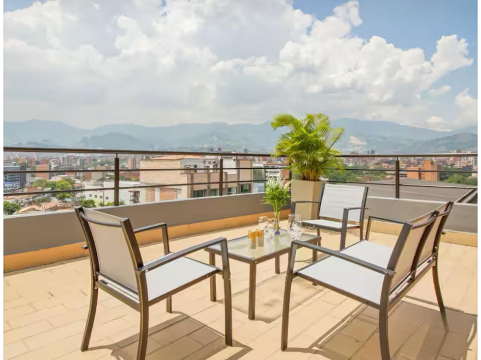 APARTAESTUDIO AMOBLADO MEDELLIN CONQUISTADORES AIRBNB — foto 2