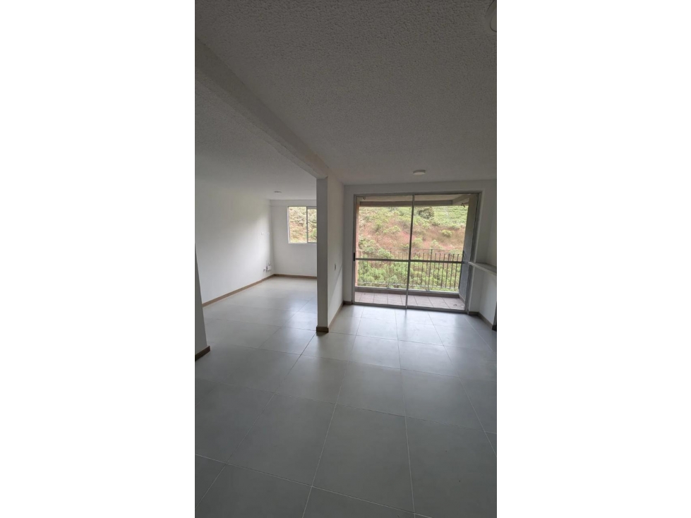 APARTAMENTO NUEVO EN RIONEGRO SECTOR LAS CUCHILLAS — foto 3