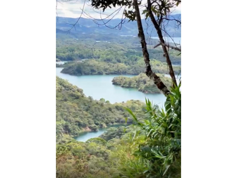 EXCLUSIVO PROYECTO GUATAPE LOTES UNIDAD CERRADA VISTA A REPRESA